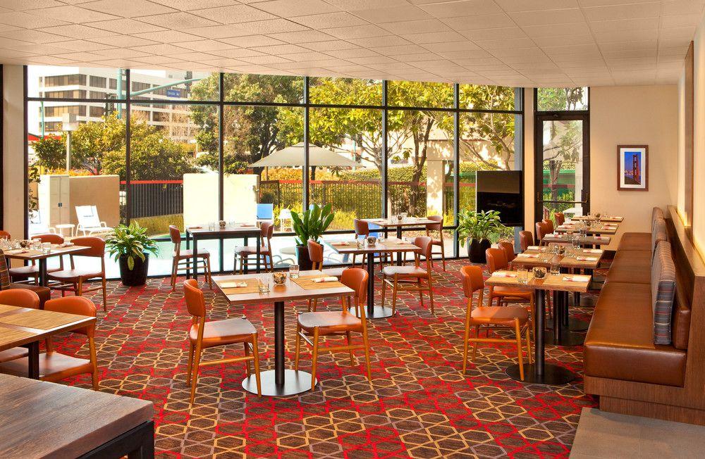 Four Points By Sheraton - San Francisco Bay Bridge Емерівілль Екстер'єр фото