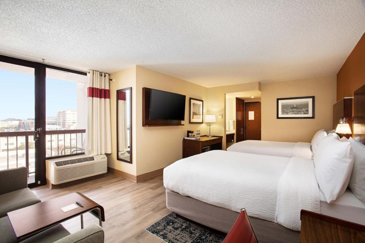 Four Points By Sheraton - San Francisco Bay Bridge Емерівілль Екстер'єр фото