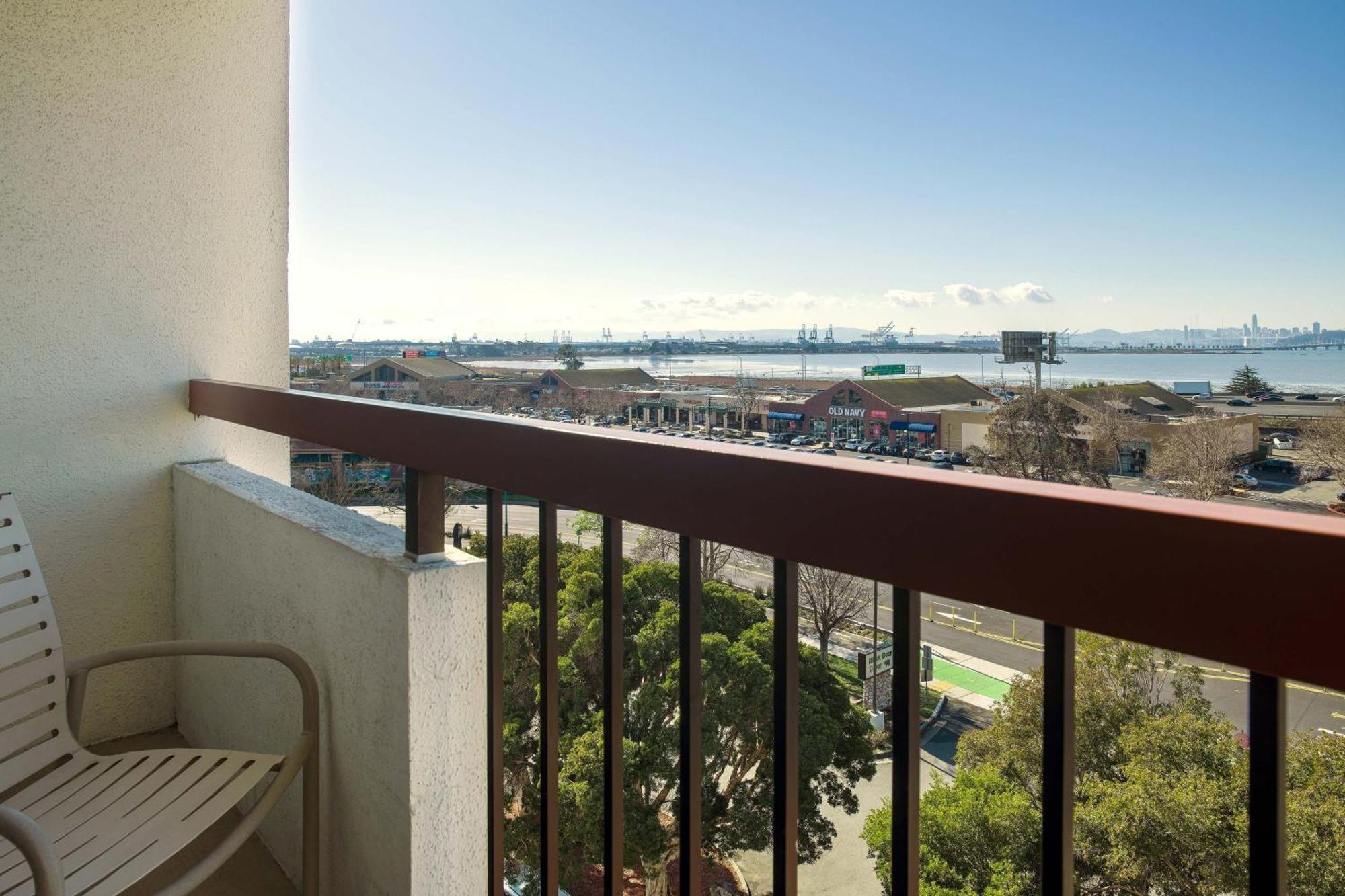 Four Points By Sheraton - San Francisco Bay Bridge Емерівілль Екстер'єр фото