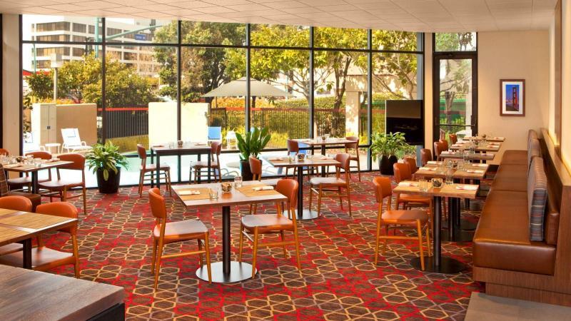 Four Points By Sheraton - San Francisco Bay Bridge Емерівілль Екстер'єр фото