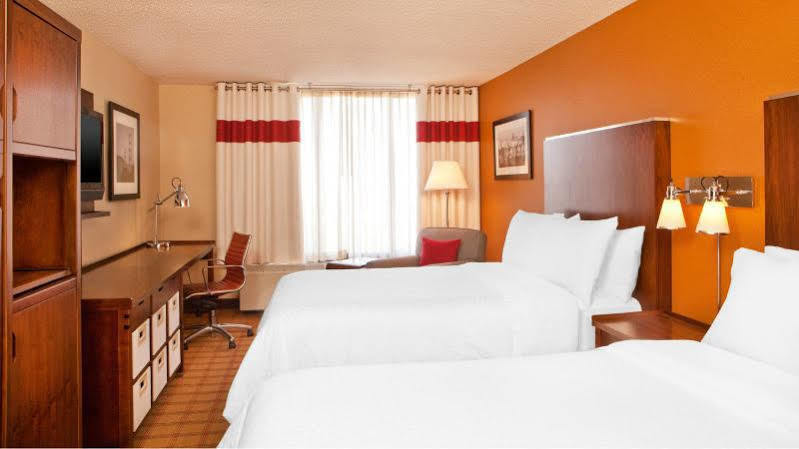 Four Points By Sheraton - San Francisco Bay Bridge Емерівілль Екстер'єр фото